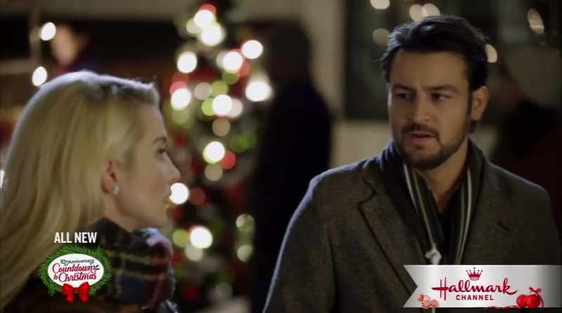 How does a Christmas tree lighting