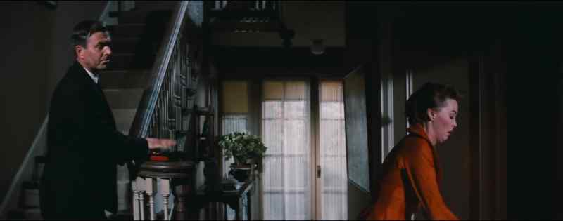 How far shall we walk? - Oh! Just -Just to the corner