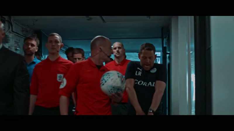 How was he sent off? Fucking bollocks, ref!