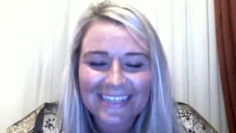 �How is it going on in there? ‐Oh, Rache