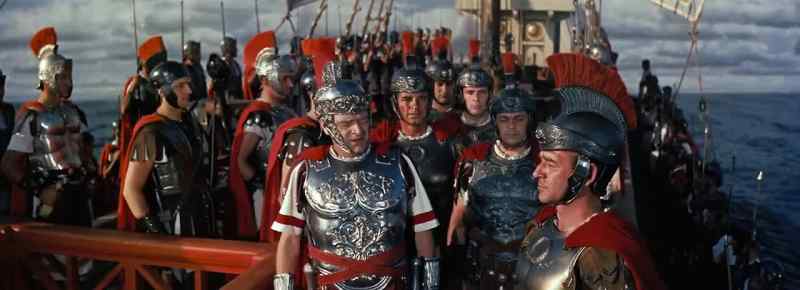 How many rowers? - Two hundred, consul