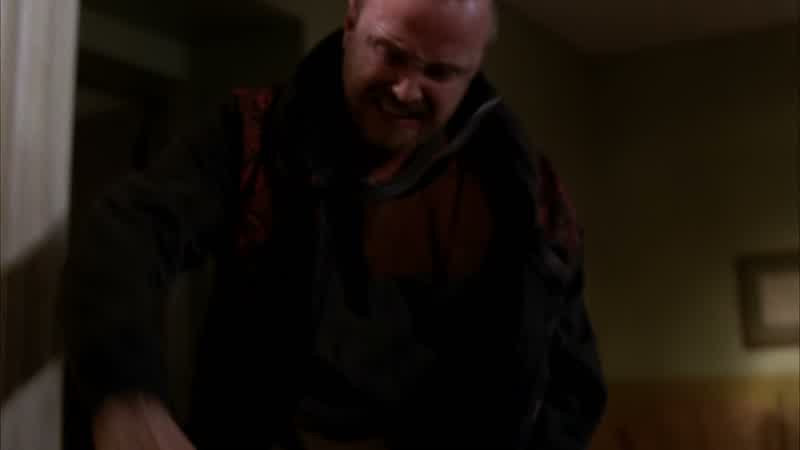 Huell! No! Hey! Hey! Get in here!