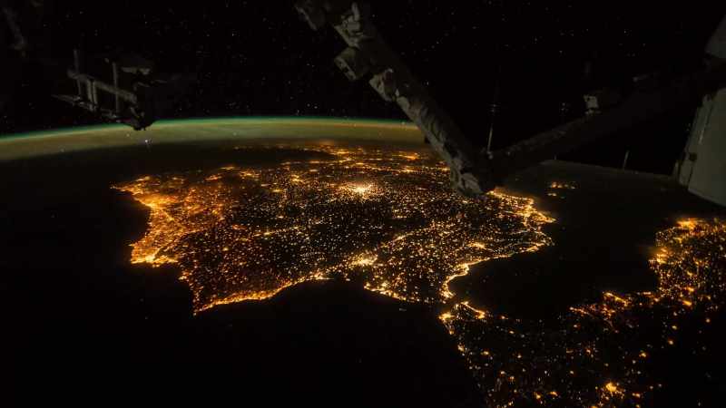 Humans are a wonderful, extraordinary oddity