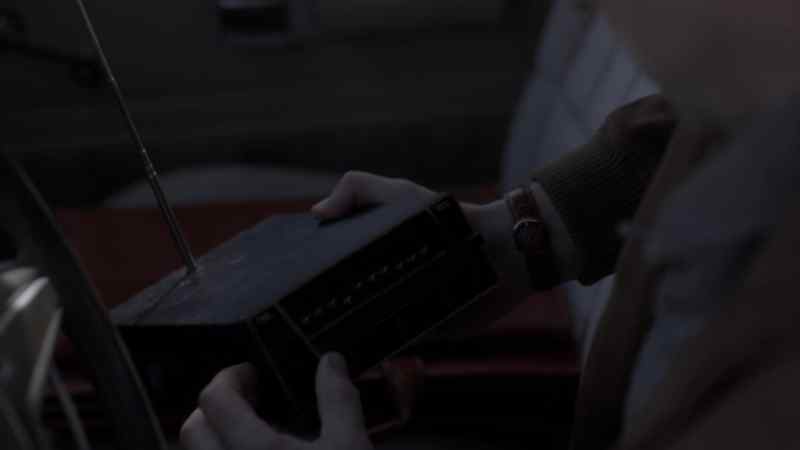 [ HUMMING ]
