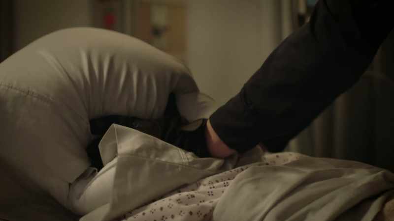 �� Hush, little baby, don't you cry... ♪