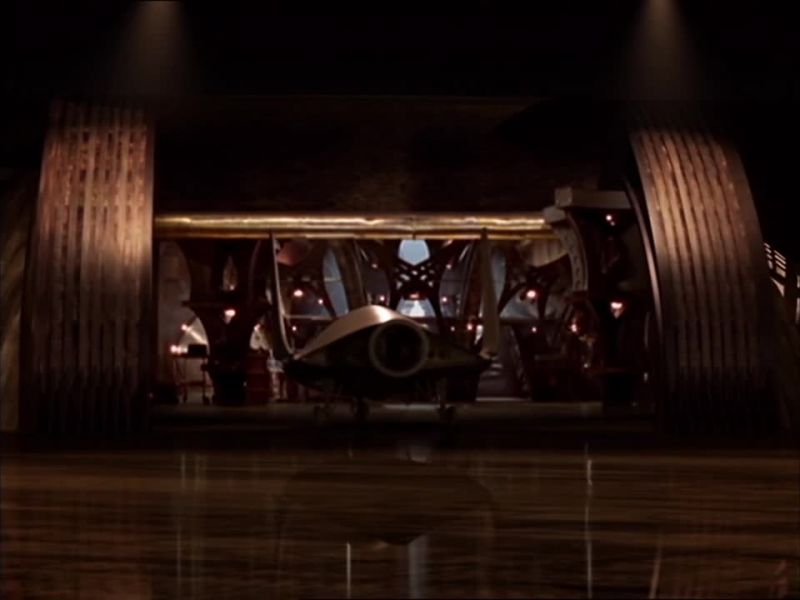 (hydraulic whirring)