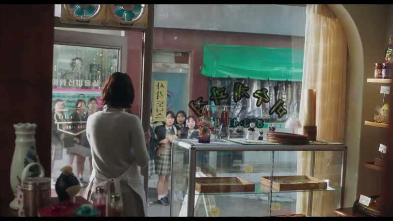 [Hyeon-u mumbles] -[students giggling]
