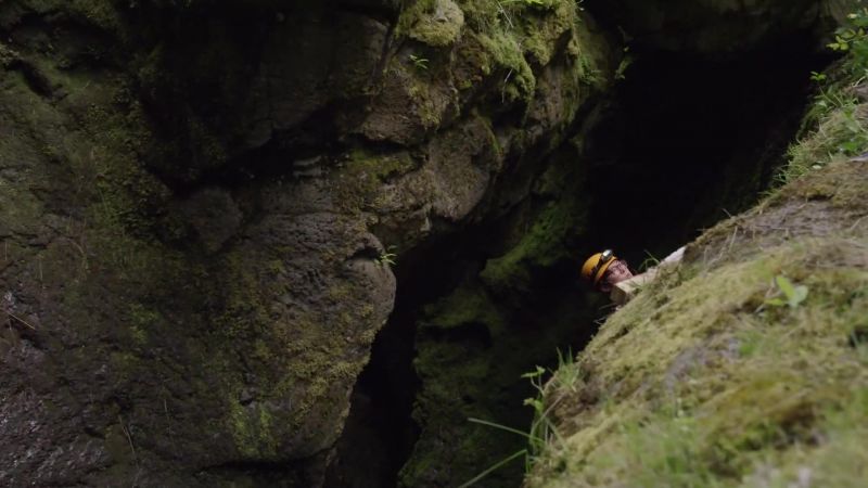 Abseiling is canyoning