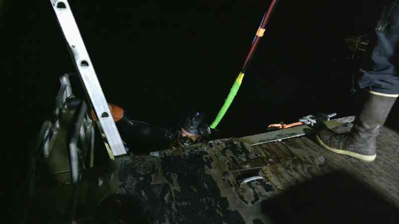 After seven hours under the water