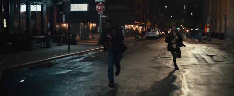 All units, suspects are 90Z on foot!