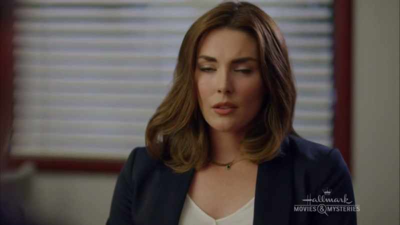 I am so getting in here.[chuckles]