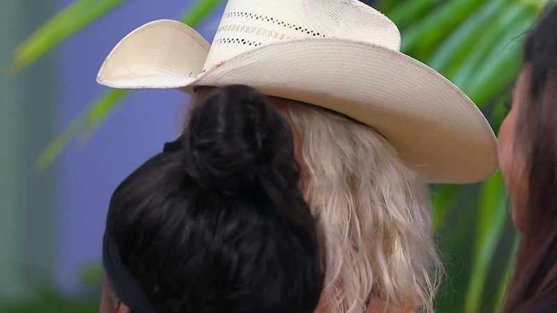 I AM OFFICIALLY A COWGIRL NOW
