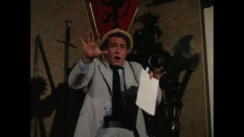 I asked you not to touch! - All right, all right, all right!