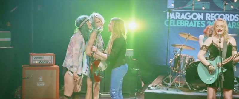 �� I beg to love you