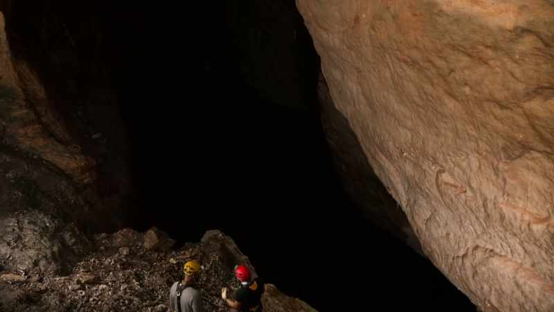I bet we can get down around here and maybe enter in over here?