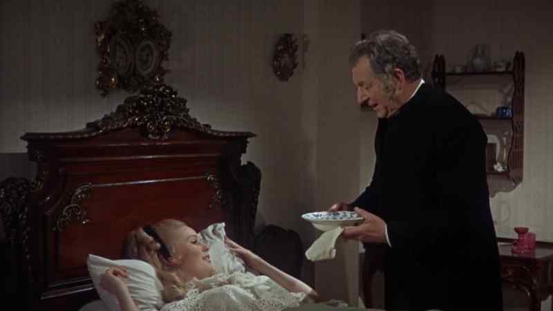 I brought you some soup, Maria. - Thank you, Uncle Ernst