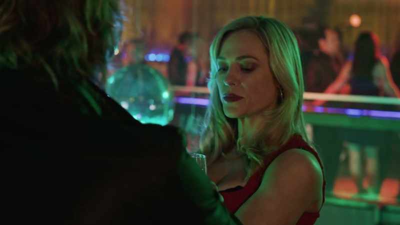 I brung you a wine. I figured you drank wine