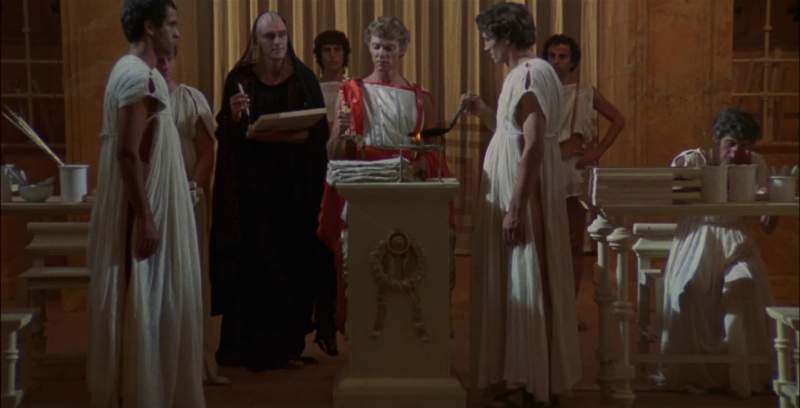 I Caligula Caesar command in the name of the