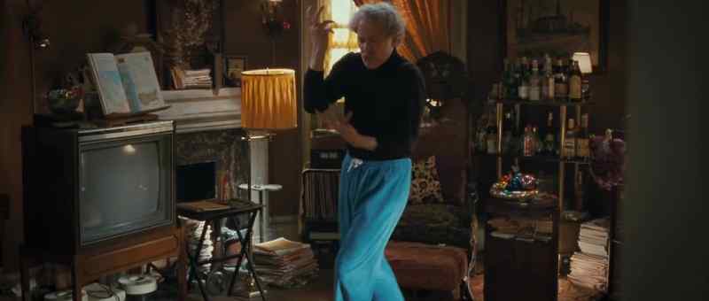 I can't be seen when I'm dancing
