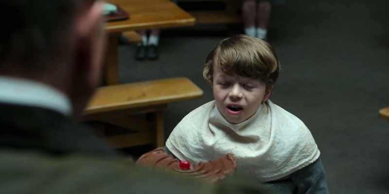 I can't eat it all. - Headmistress, he'll be sick