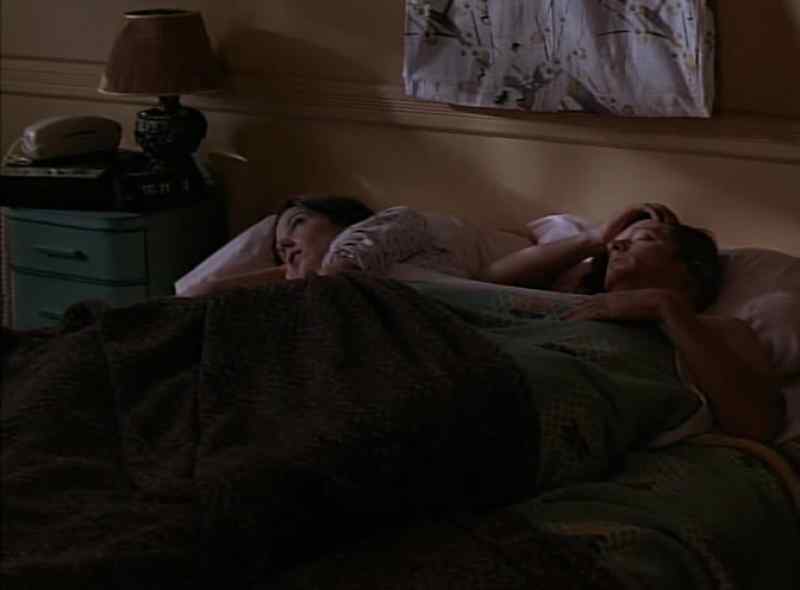 I can't sleep. -What?