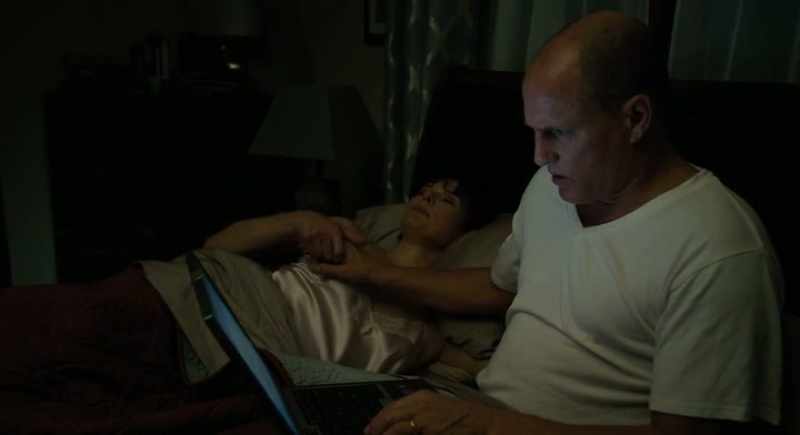 I can't sleep with the computer light on