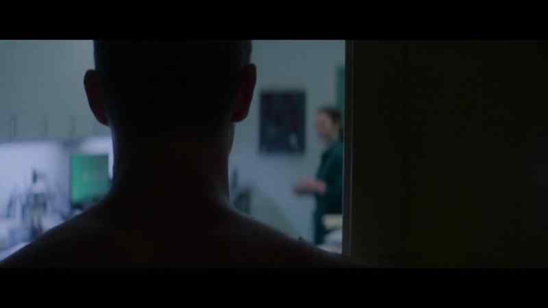 Checking yourself out in the mirror again?