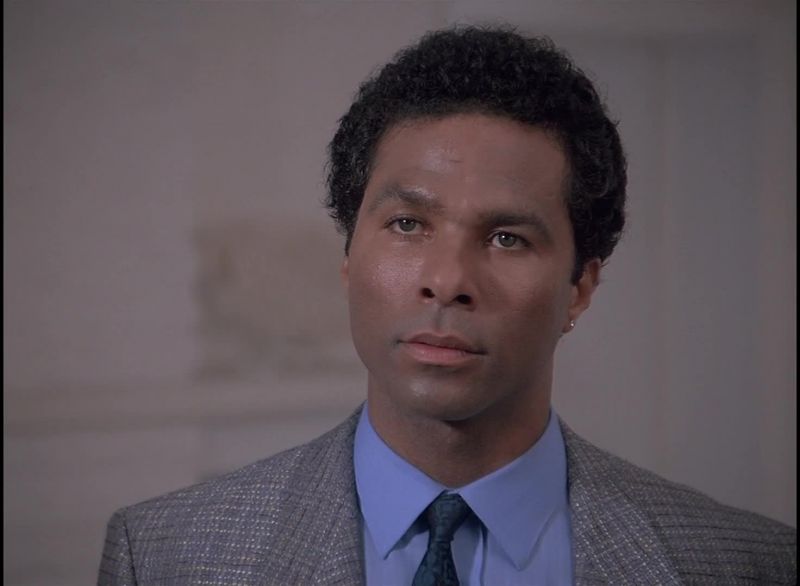 I did not see a gun, Clarence