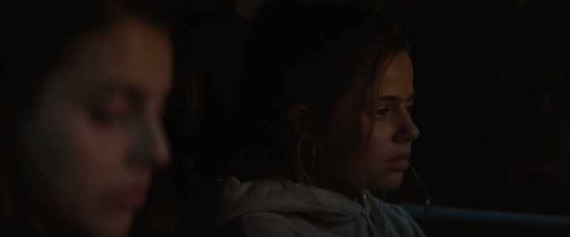 I didn't think the girls would, too. - ♪ Please wake me ♪