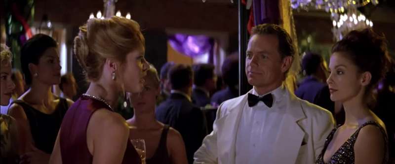 I don't believe we've met I'm Suzanne Monroe