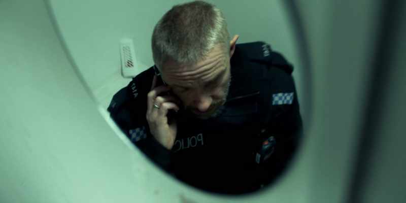 I don't know anyone who rings this phone, dickhead, what do you want?