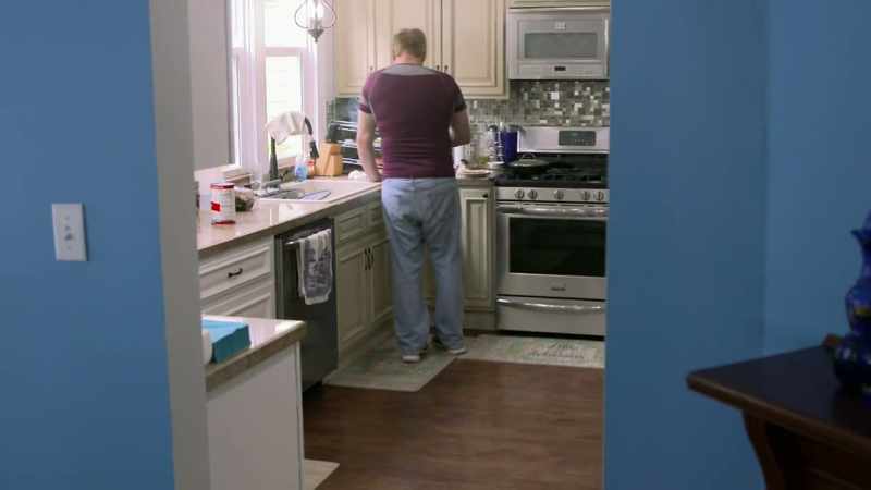 I don't wanna wait for Bill to start moving his stuff out