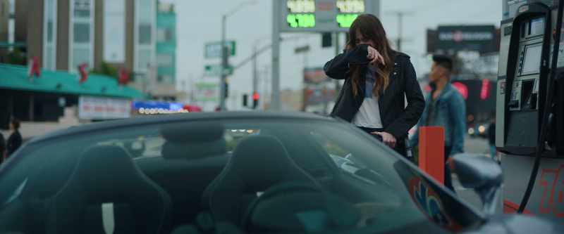 �� I drive over the limit with my eyes on you ♪