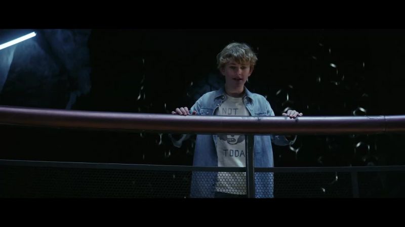 I got it!LIZZIE: Oh, no!