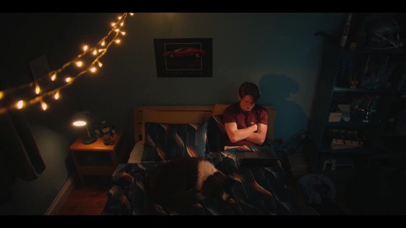 Growing up bisexual is constantly second-guessing yourself