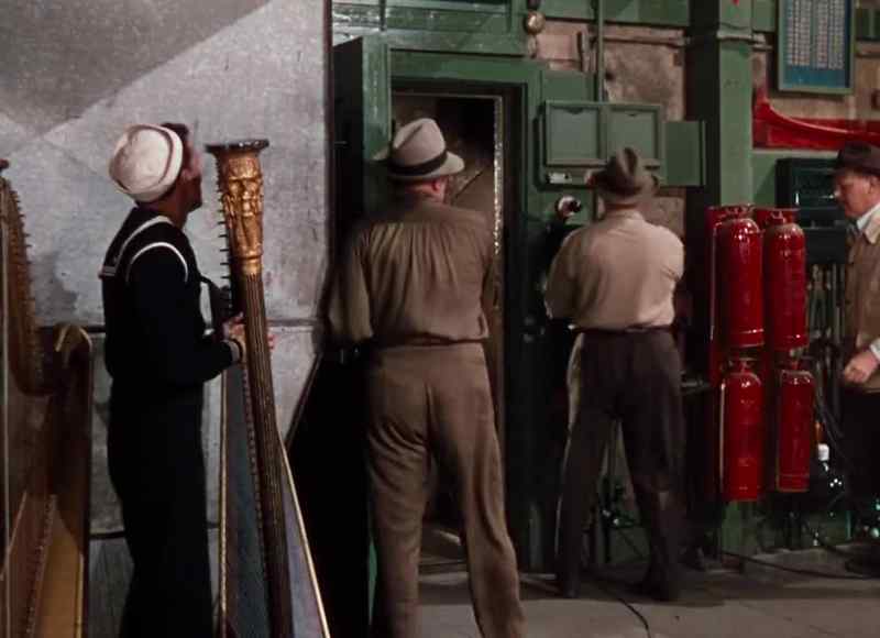 I guess everybody's out. - Okay, let's go