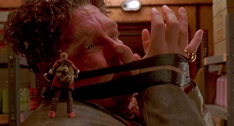 I hate you little people