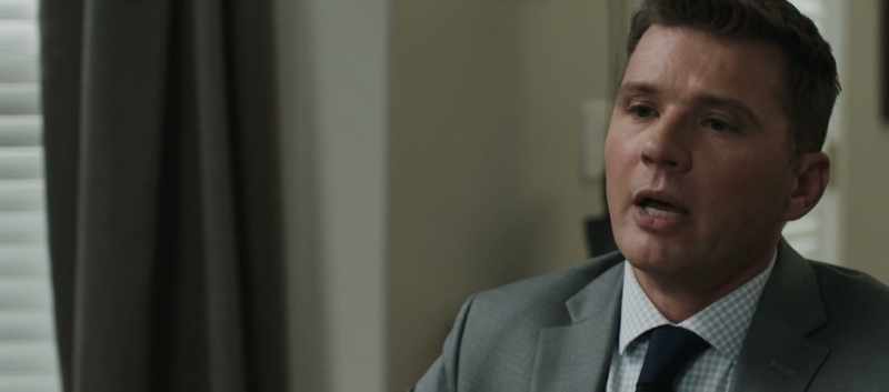 I have a tough time believing that. - He's a conman, Melanie