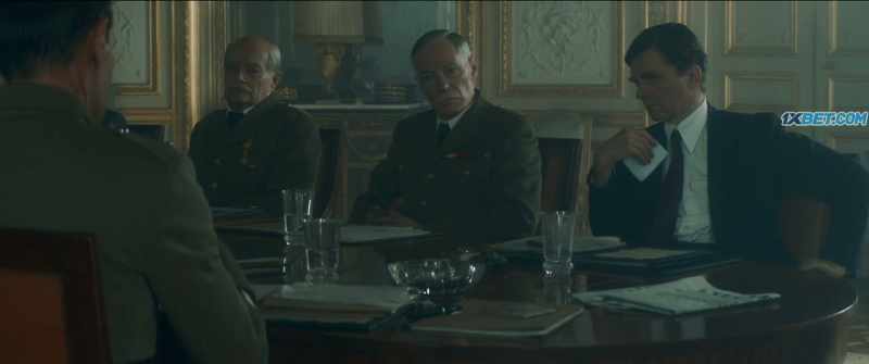 I haven't finished, De Gaulle! Listen to me