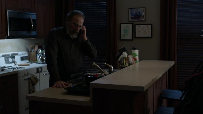 Hi, it's Carrie Mathison. - Leave a message