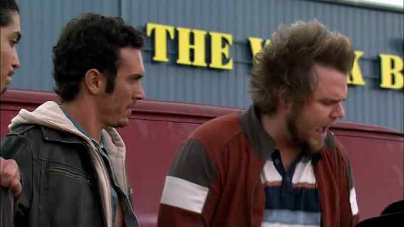 I--I DON'T HAVE--BEN,DO YOU HAVE THE KEYS?