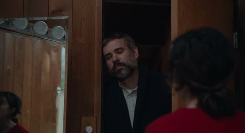 I--I--I want to leave now