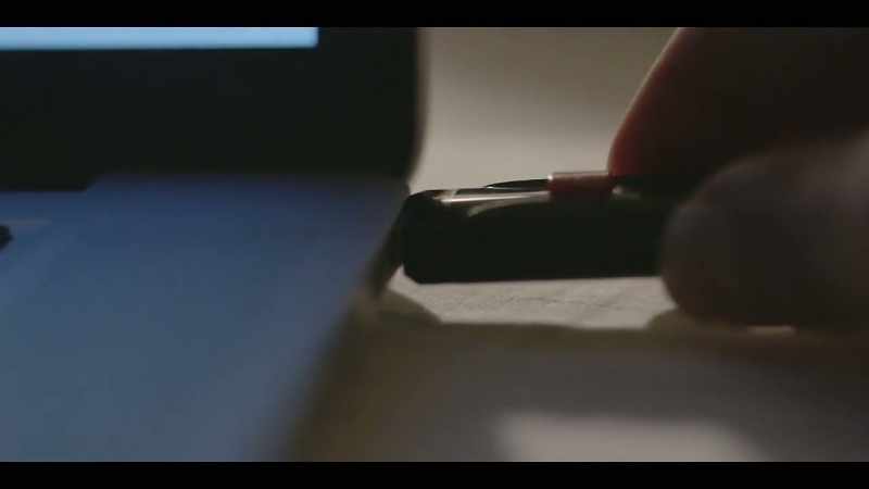 I inserted the flash drive, my mind in mail sorter mode