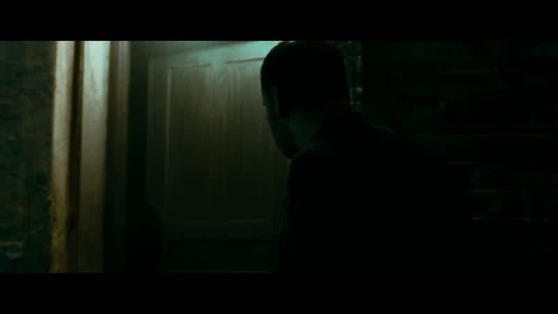 It was dark when the murderer got back