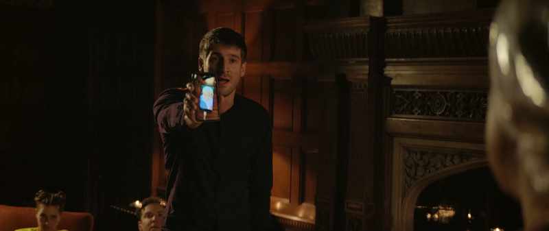 I just didn't recognise her on your phone