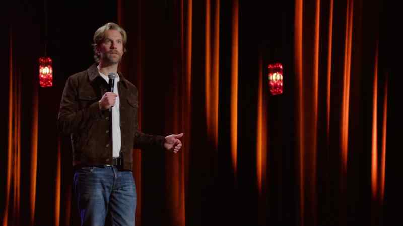 I was just going around to open mics in Los Angeles