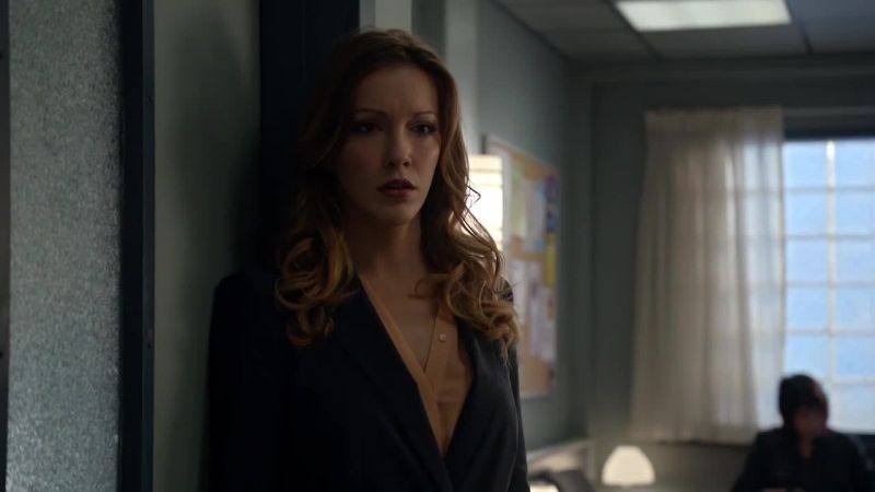 I know Oliver Queen is the Arrow