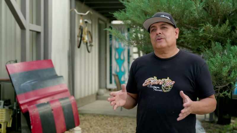 I know that Tony wants the car blue