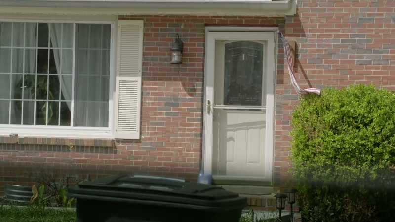 I learned how to ride my bike in this front yard right here