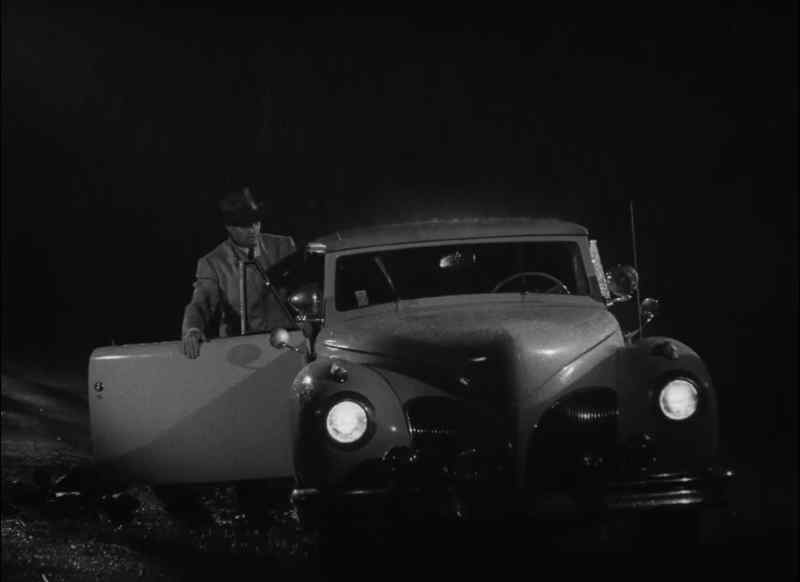 I left nothing in the car that'd give me away as Roberts